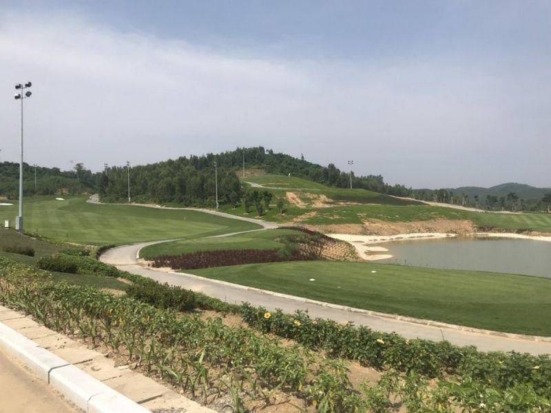 Sân Golf Diễn Lâm