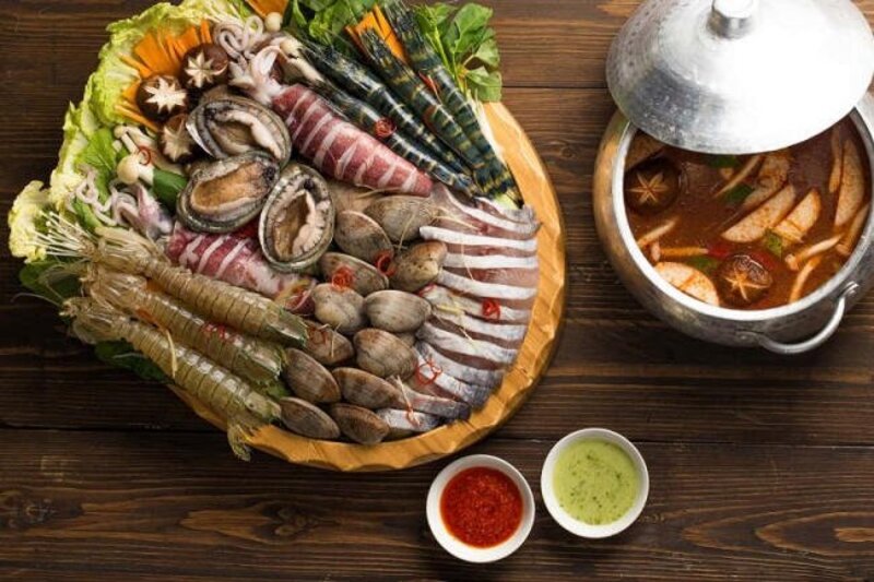 Top 10 nhà hàng Vân Đồn Quảng Ninh uy tín, chất lượng