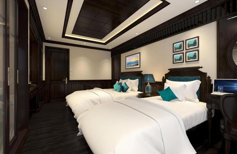 Thông tin chi tiết về du thuyền Rita Cruise sang trọng bậc nhất