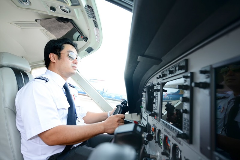 Thủy phi cơ Hạ Long - Bảng giá và review chi tiết nhất 2022
