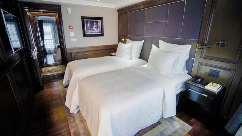 Paradise Grand Cruise - Du thuyền nghỉ dưỡng 5 sao sang trọng