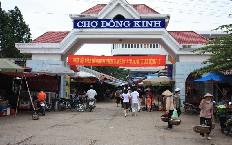 Các chợ ở Lạng Sơn
