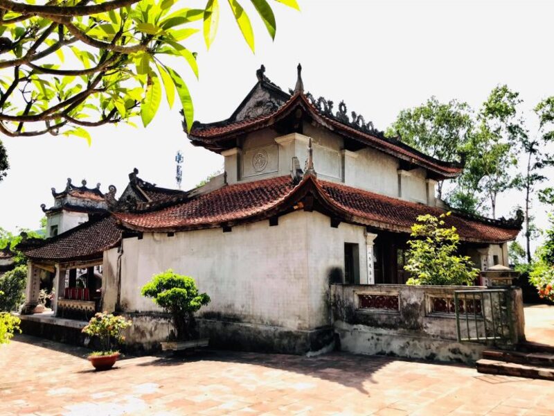 Khám phá đền Cuông - Điểm du lịch gắn liền với huyền thoại An Dương Vương
