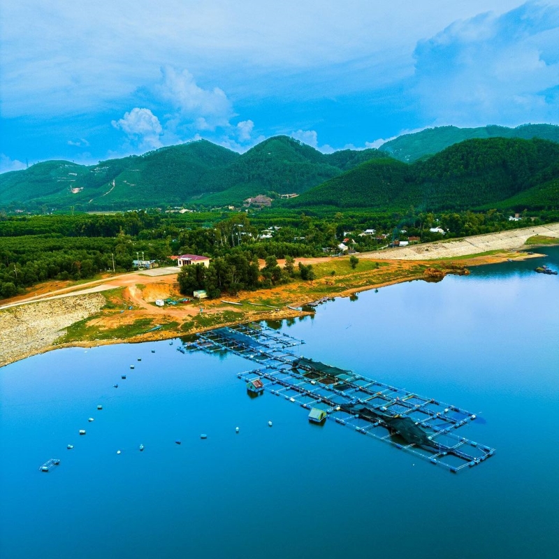 Hồ Khe Ngang – Vẻ đẹp nên thơ, say đắm kẻ lữ hành - Ảnh đại diện