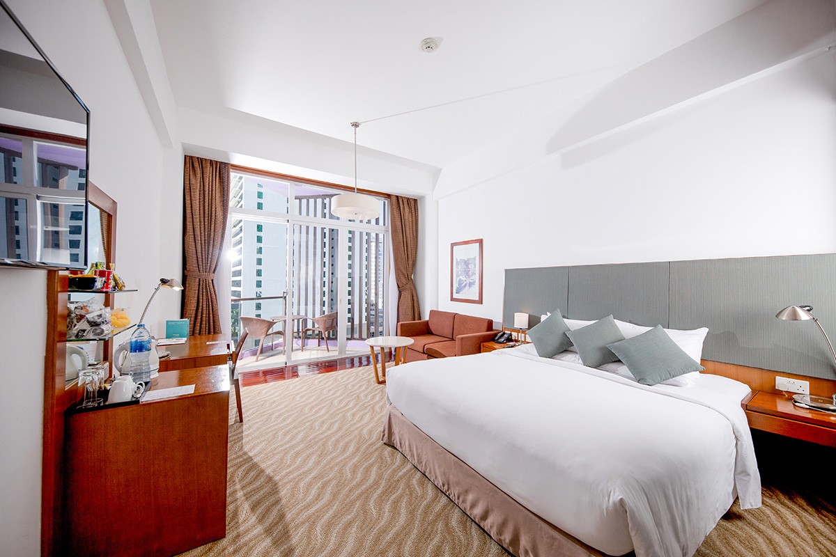 Phòng Deluxe trong khách sạn Novotel Nha Trang 