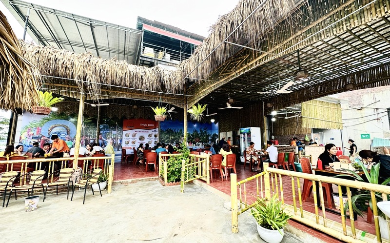 Top 18 quán ăn ngon Sầm Sơn khiến du khách nhung nhớ
