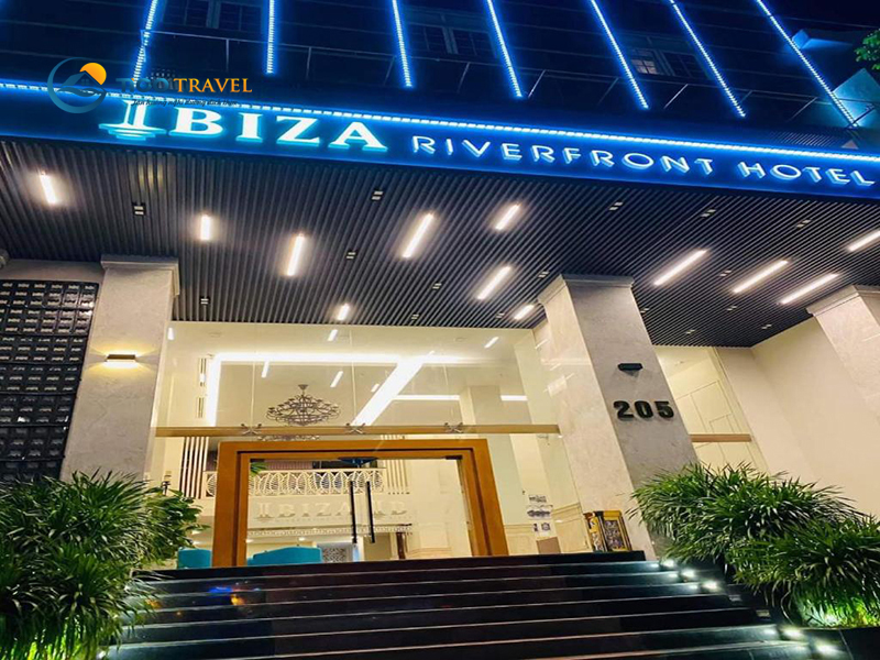 Ibiza Riverfront Hotel