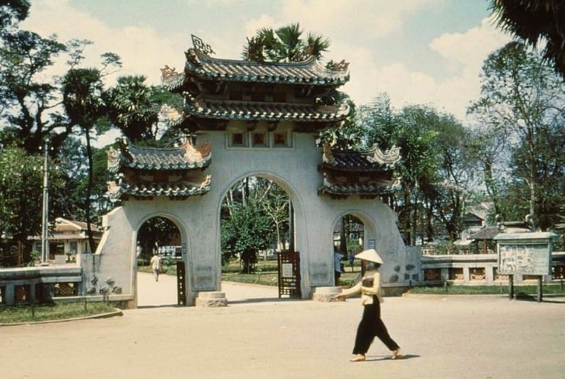 Lăng Ông Bà Chiểu - Khám phá công trình kiến trúc lâu đời của Sài Thành