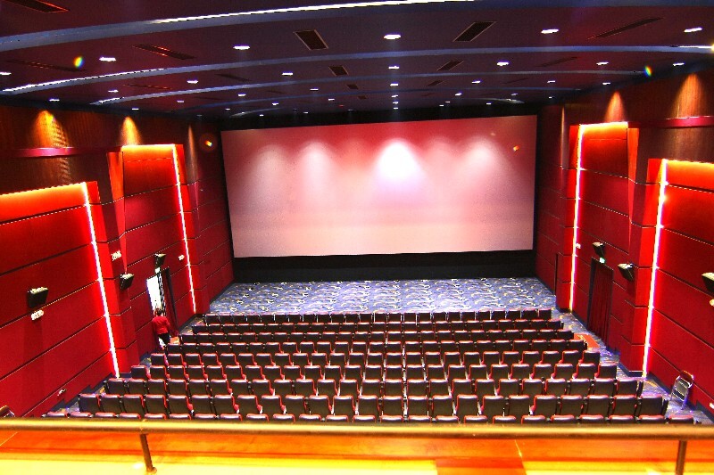Top 10 rạp chiếu phim gần đây quý phái xịn, tiến bộ và giá chỉ vé thích hợp lý