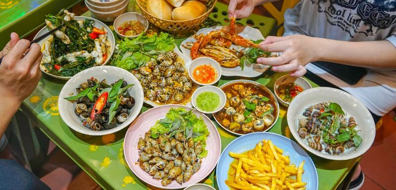 Top 12 quán ốc gần đây ngon hấp dẫn, cực nổi tiếng ở Hà Nội