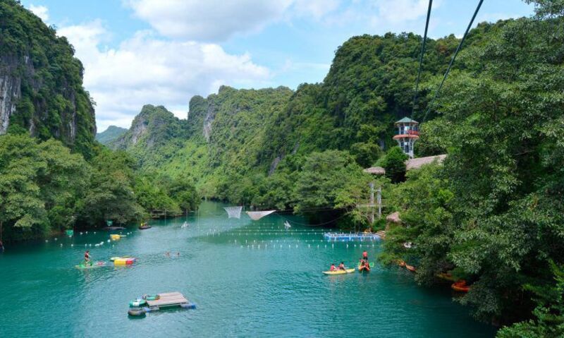 Sông Chày Hang Tối - Địa điểm du lịch sinh thái hot nhất tại Quảng Bình