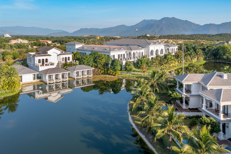 Melia Vinpearl Cam Ranh Beach Resort - Review từ A - Z