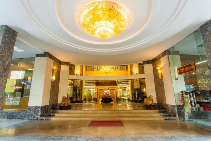 Khách sạn Mường Thanh Grand Hà Nội - Điểm nghỉ dưỡng nằm bên hồ Linh Đàm