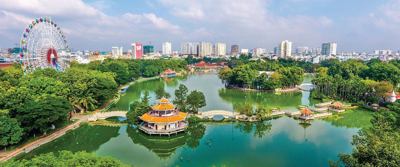 Sài Gòn tháng 12 - Khám phá mùa nắng của thành phố “không ngủ”