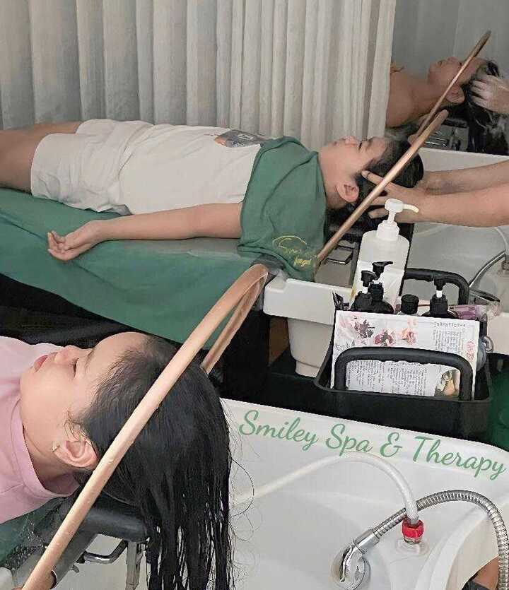 smiley spa therapy 8