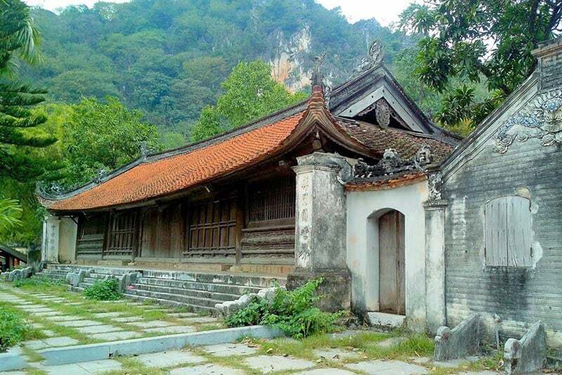 Chùa Thầy - Hành trình tâm linh tại ngôi chùa nổi tiếng Hà Nội