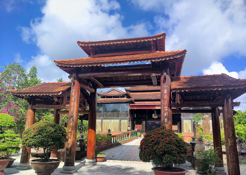 Làng cổ Phước Lộc Thọ – Ngắm nhìn điểm đến văn hóa ở Long An