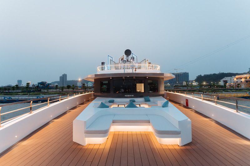 Saquila Yacht - Hải trình ấn tượng nhất nhì Vịnh Hạ Long