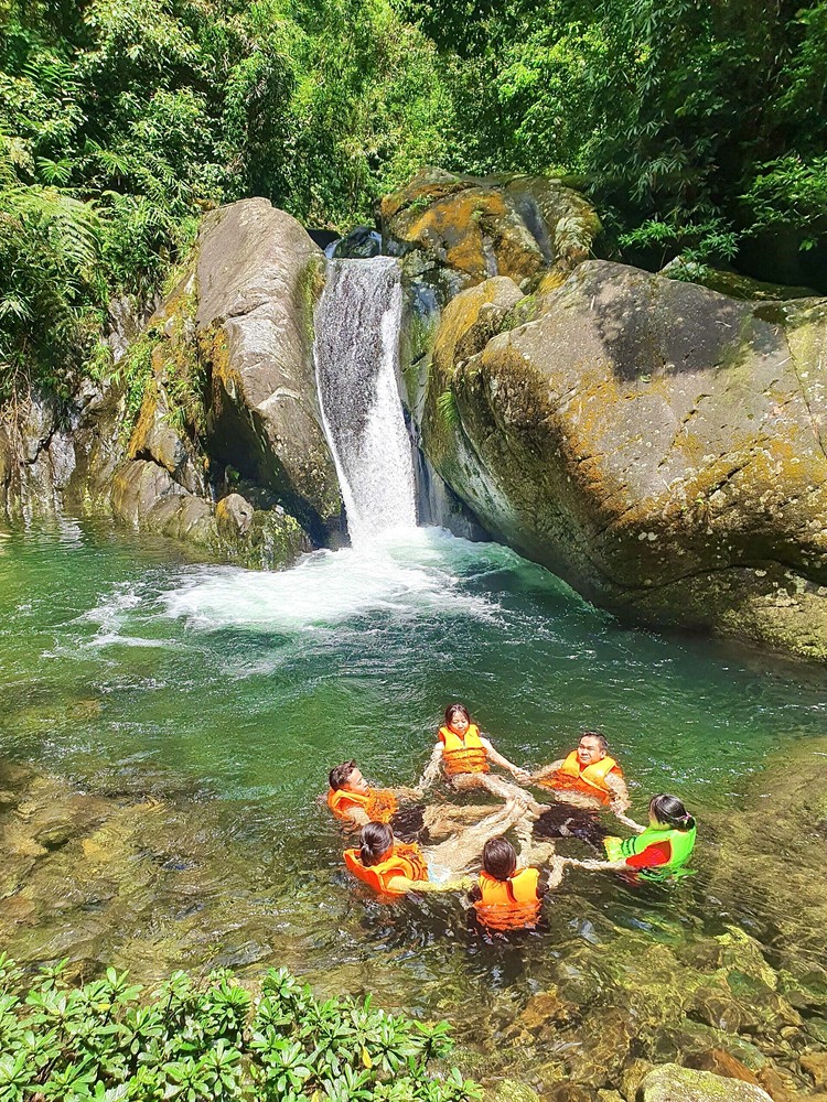 Suối Cửa Tử - Cung đường trekking thú vị cực hấp dẫn