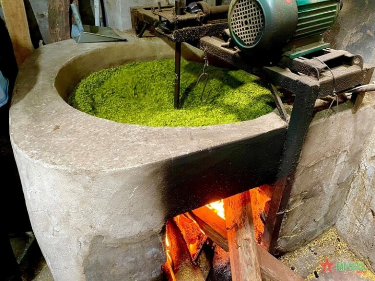 Cốm Làng Vòng - Hương vị không thể thiếu của mùa thu Hà Nội