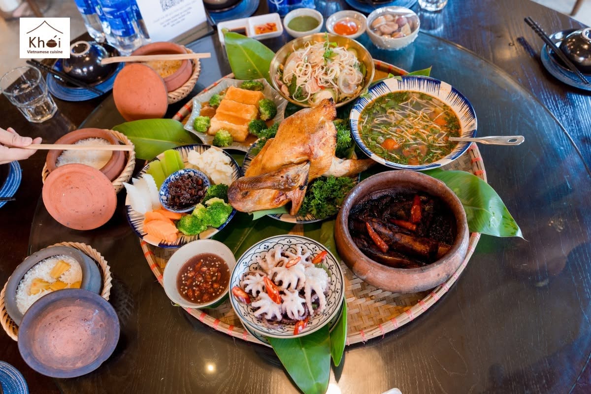 Top 24 các nhà hàng Hạ Long ngon nức lòng du khách đáng để trải nghiệm