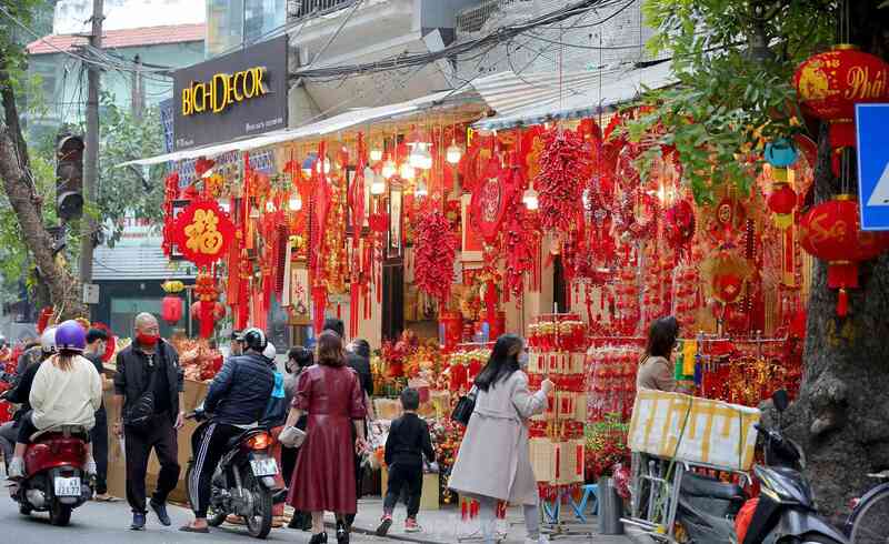 Phố Hàng Mã - Rực rỡ ánh đèn những ngày lễ