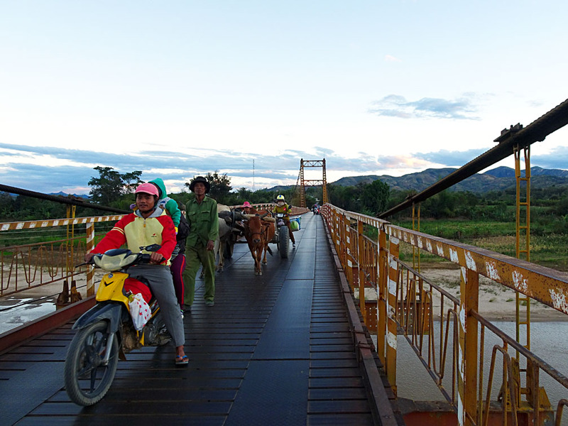 Cầu treo KonKlor - Biểu tượng du lịch hút khách của Kon Tum