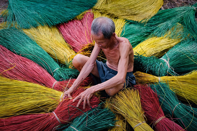 Chợ chiếu Định Yên - Niềm tự hào của làng nghề truyền thống 