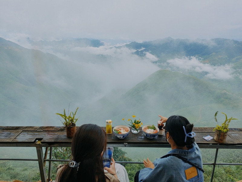 TOP 12 quán cafe Tà Xùa view triệu đô, săn mây quên lối về