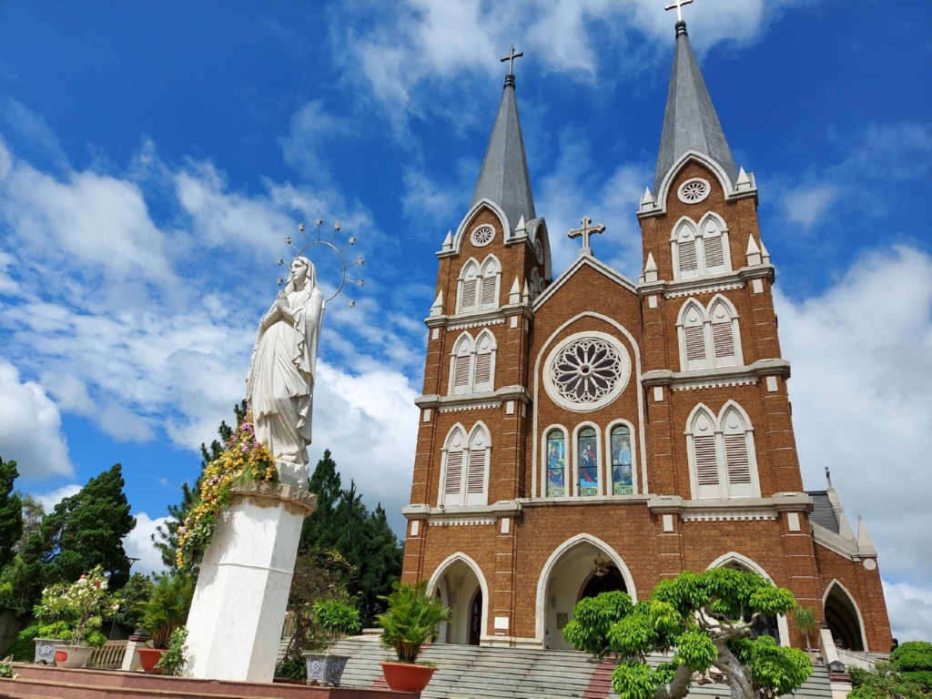 Thánh Đường Giáo Xứ Thánh Mẫu: Nơi bạn tìm thấy sự an lành - Ảnh đại diện