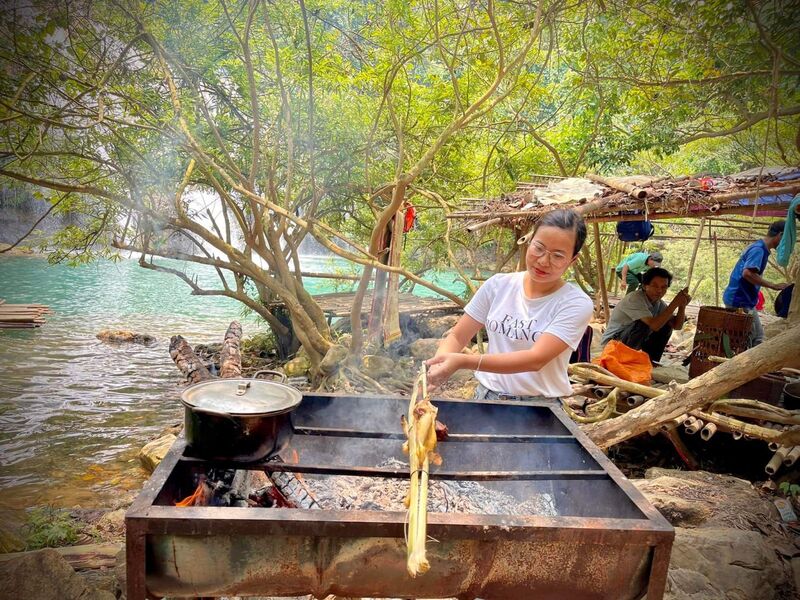 Khám phá vẻ đẹp hoang sơ của sông Đakrông Quảng Trị