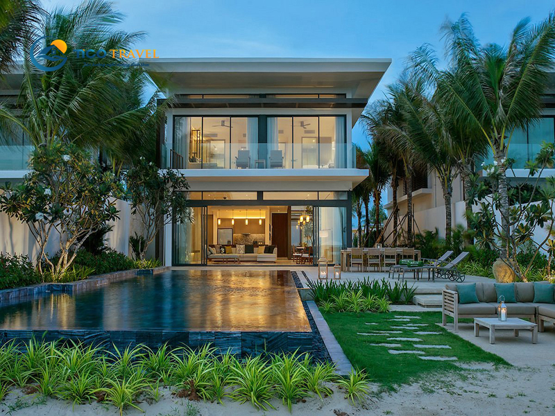 Hồ bơi Melia Hồ Tràm Beach Resort