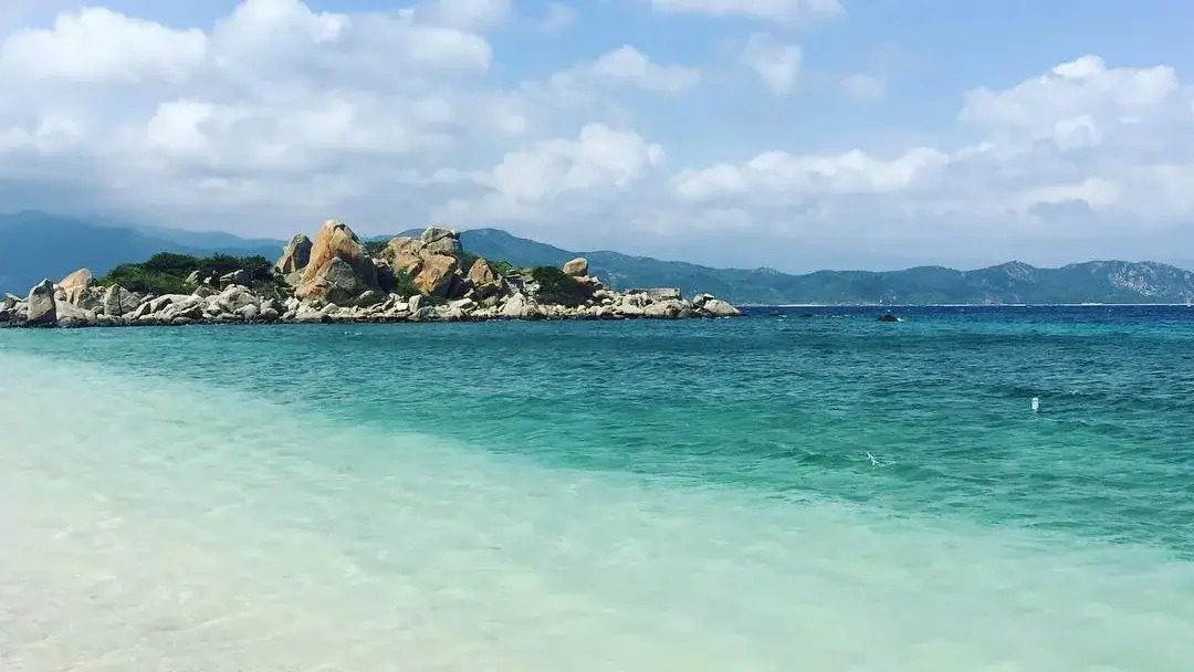 Kinh nghiệm khám phá đảo Bình Ba mới nhất dành cho lữ khách