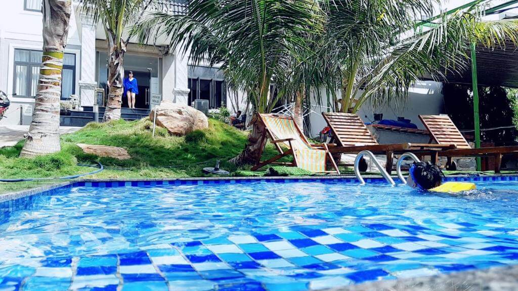 Top 7 khách sạn Bình Ba phòng đẹp, view biển nổi tiếng 16 Khách sạn Bình Ba