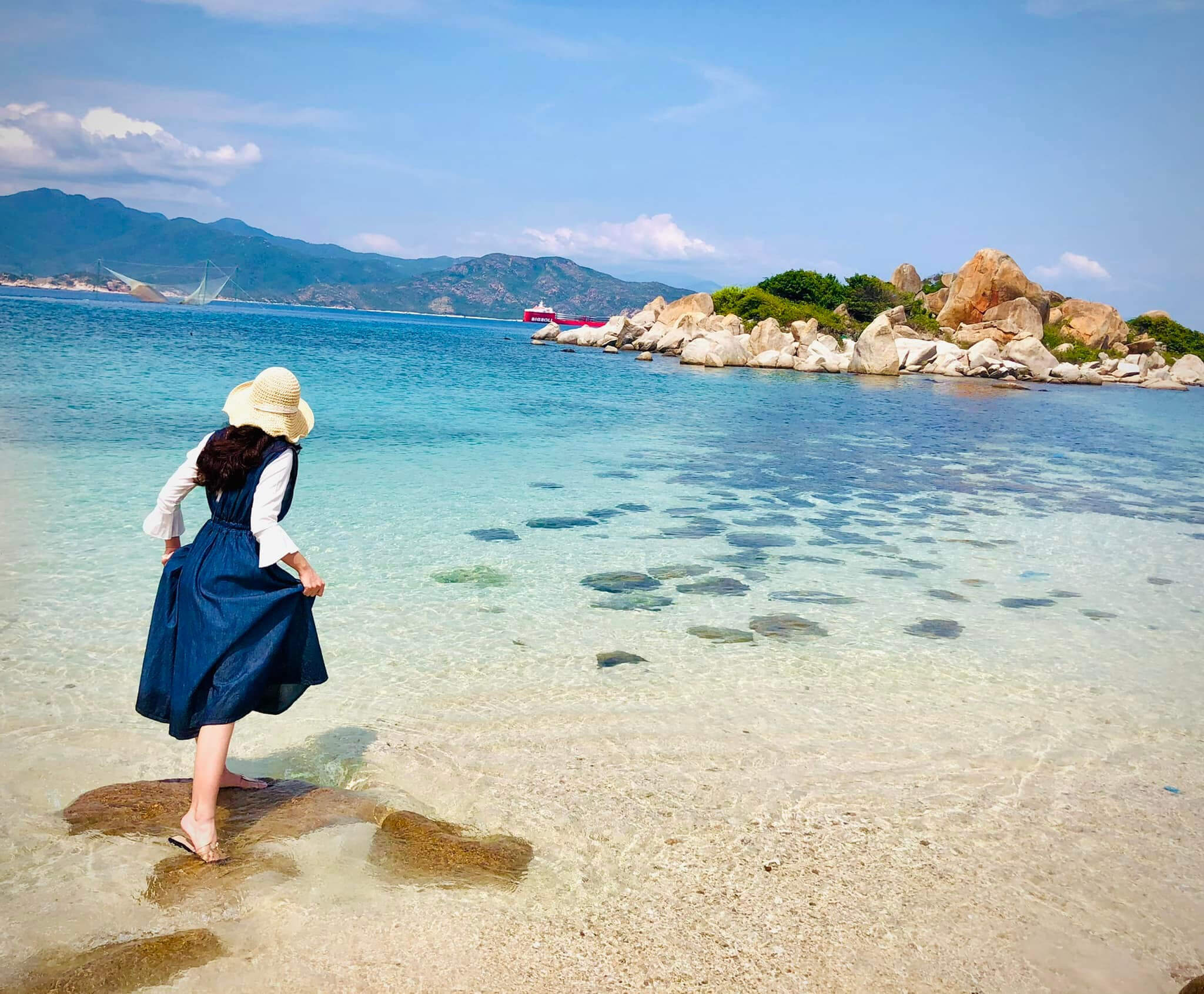 Top 7 khách sạn Bình Ba phòng đẹp, view biển nổi tiếng