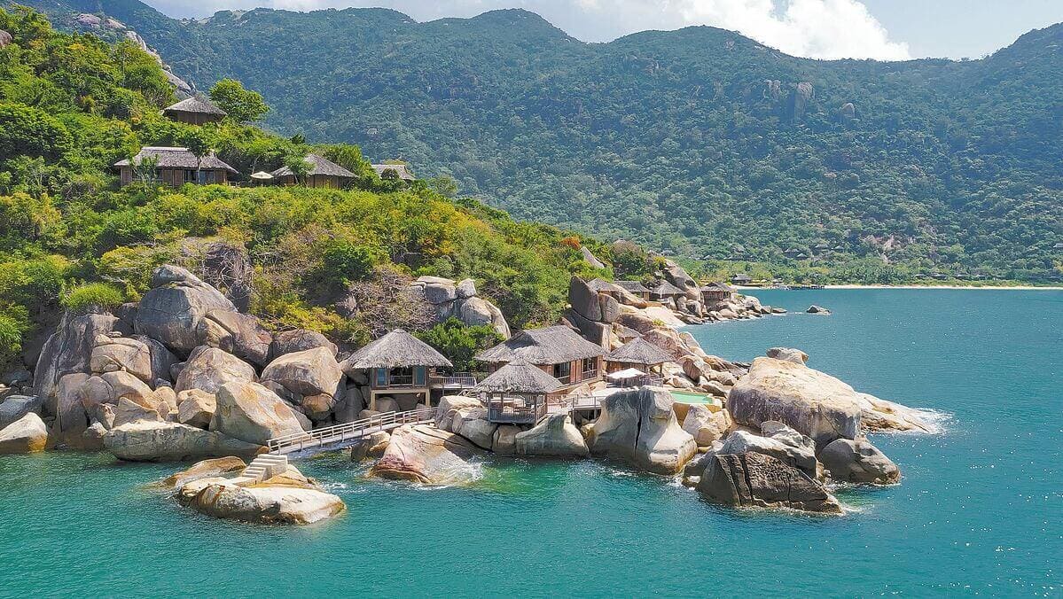 Khu resort duy nhất trên đảo Hòn Ông Nha Trang