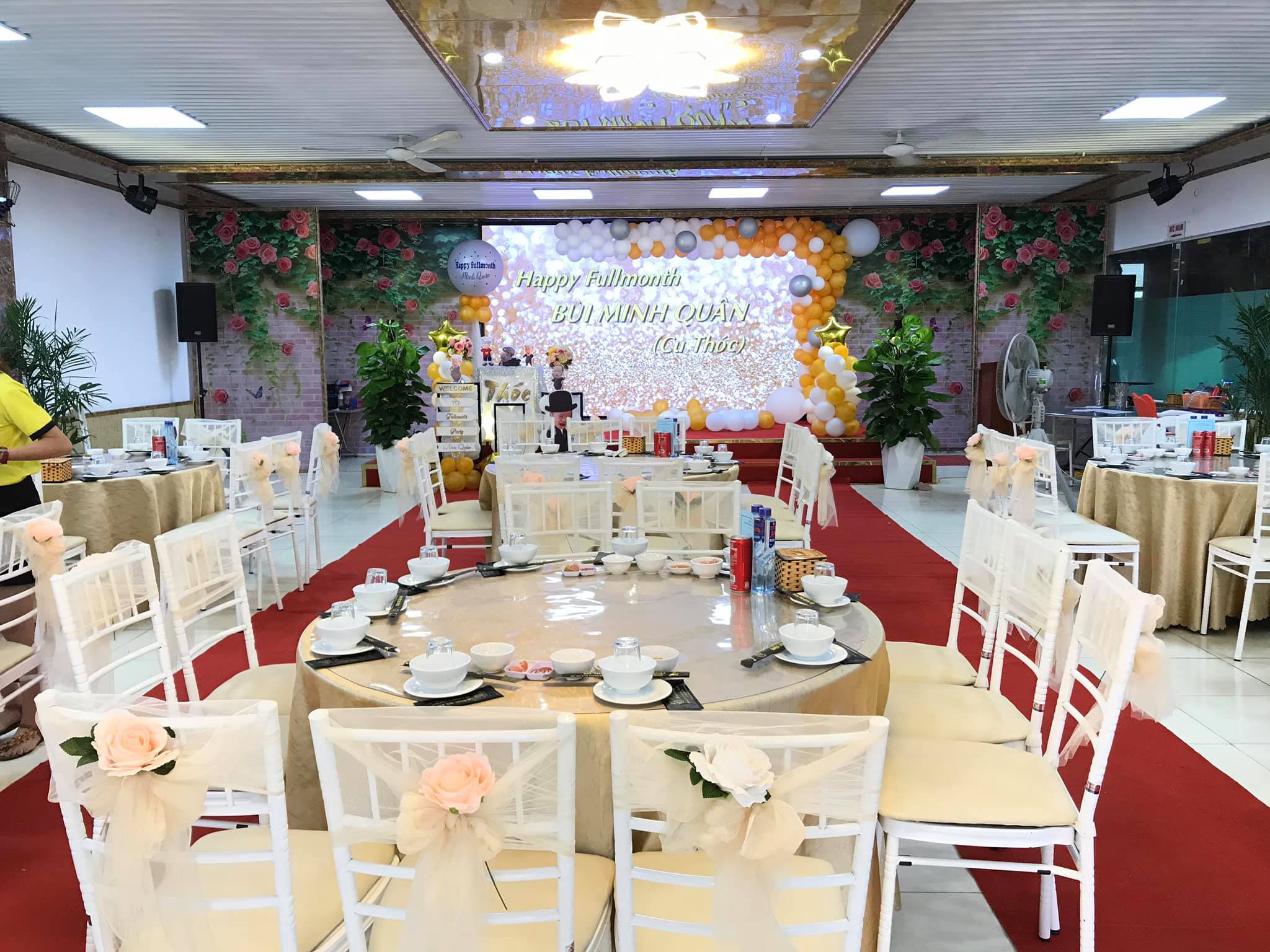 nha hang to chuc su kien gan khu du lich phuong dong van don 1